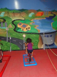 Carmen en bicicleta Chiminike